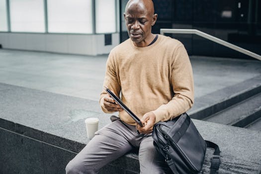 entrepreneur practicing journaling during a break