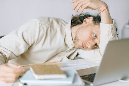 stress and fatigue can lead to burnout